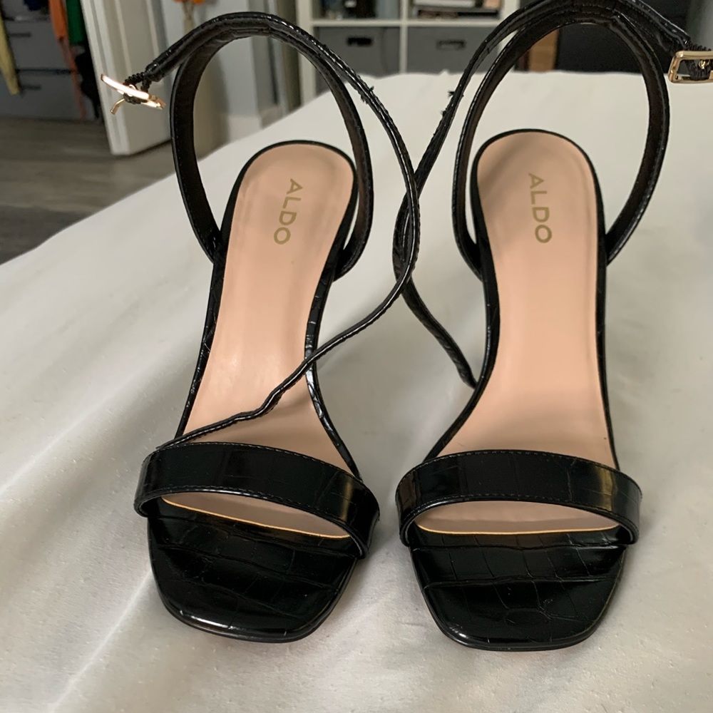 Black Aldo Heels